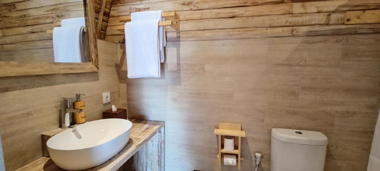 Tanhana Villa Canggu Ngoại thất bức ảnh